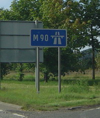 M90 signpost